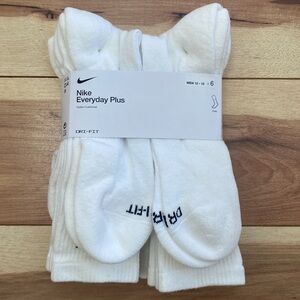 NWT XL Nike Dri-Fit Socks, 6 pairs